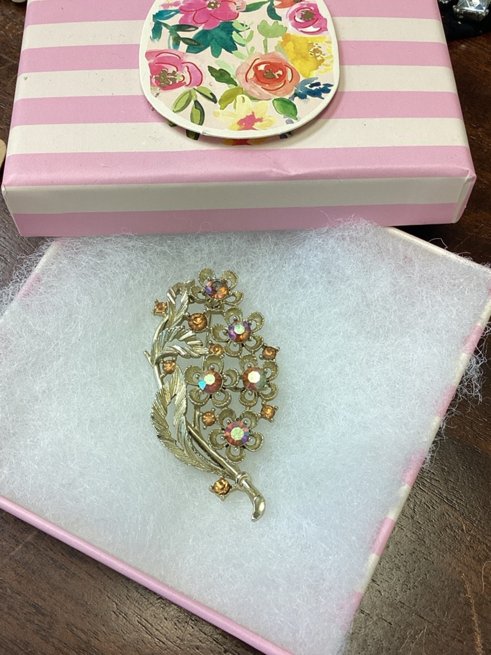 Lister vintage costume jewelry pin aurora borealis colors - USA
